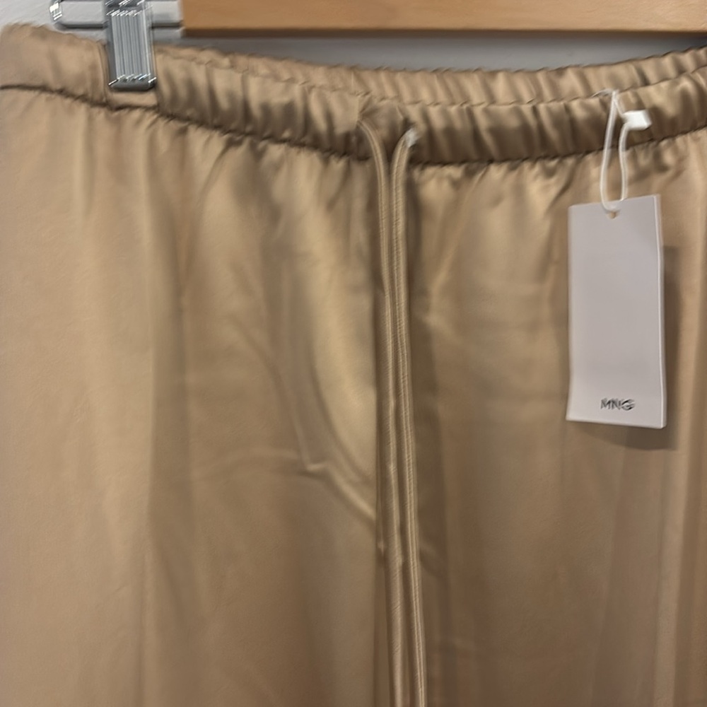 Mango Beige Women's Silky Skirt *NWT* - Picture 3 of 8
